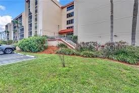 Image 61 of 67 For 21405 Olean Boulevard 434