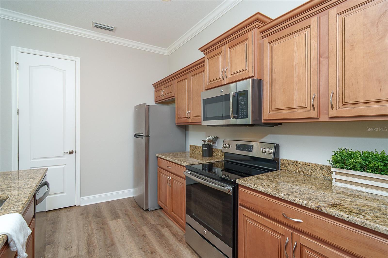 Image 11 of 55 For 641 Guild Drive 641