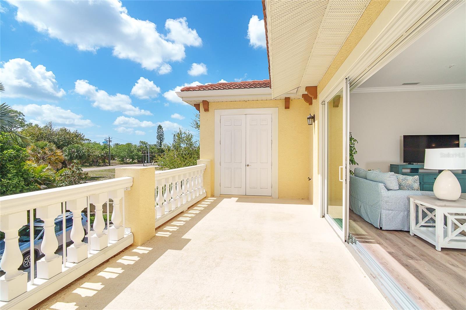 Image 19 of 55 For 641 Guild Drive 641