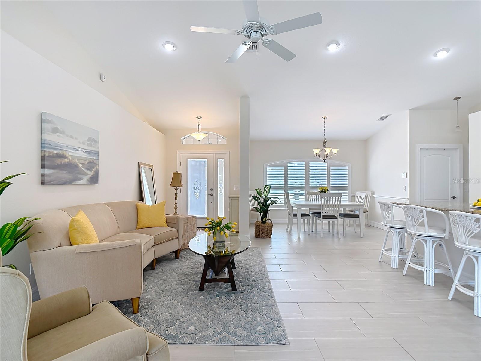 Image 13 of 84 For 70 Clubhouse Road