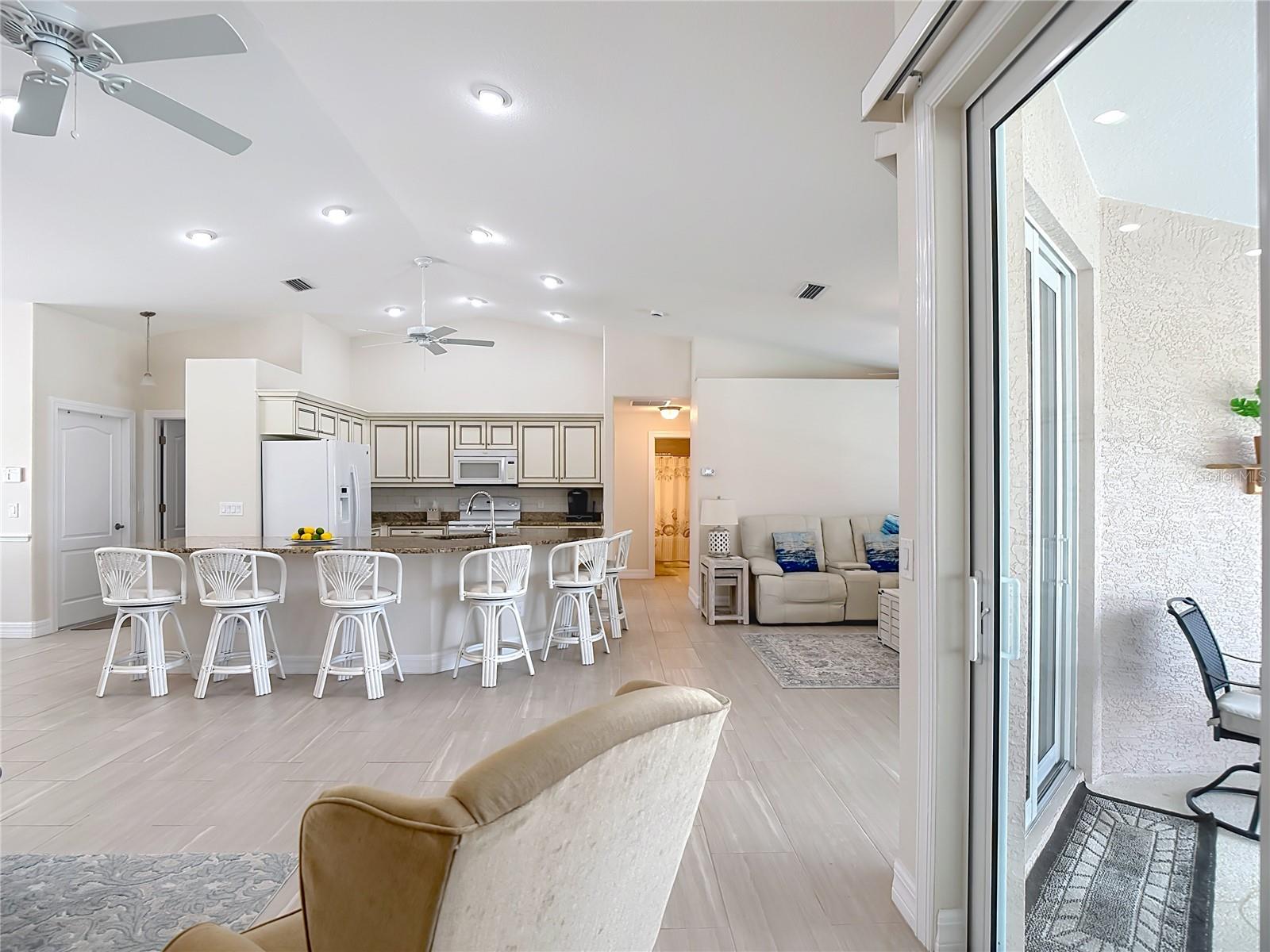 Image 14 of 84 For 70 Clubhouse Road