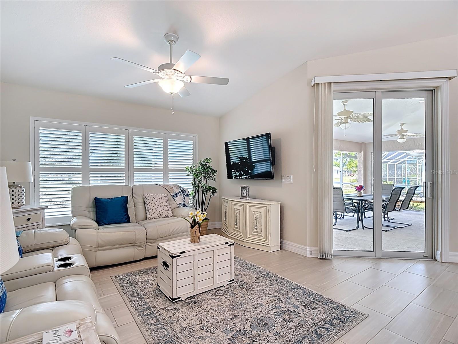 Image 16 of 84 For 70 Clubhouse Road