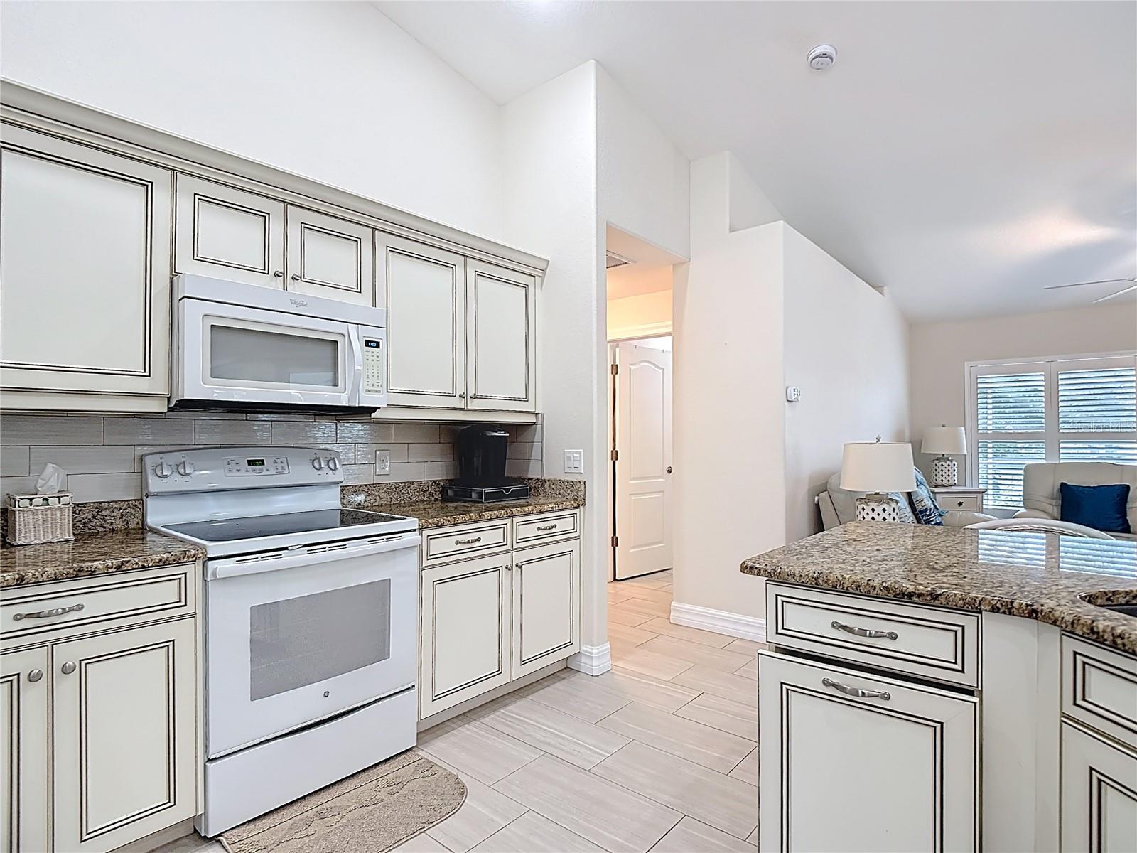 Image 26 of 84 For 70 Clubhouse Road