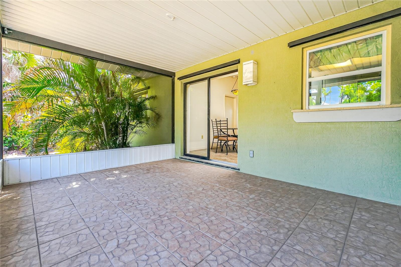 Image 12 of 43 For 9406 Prospect Avenue