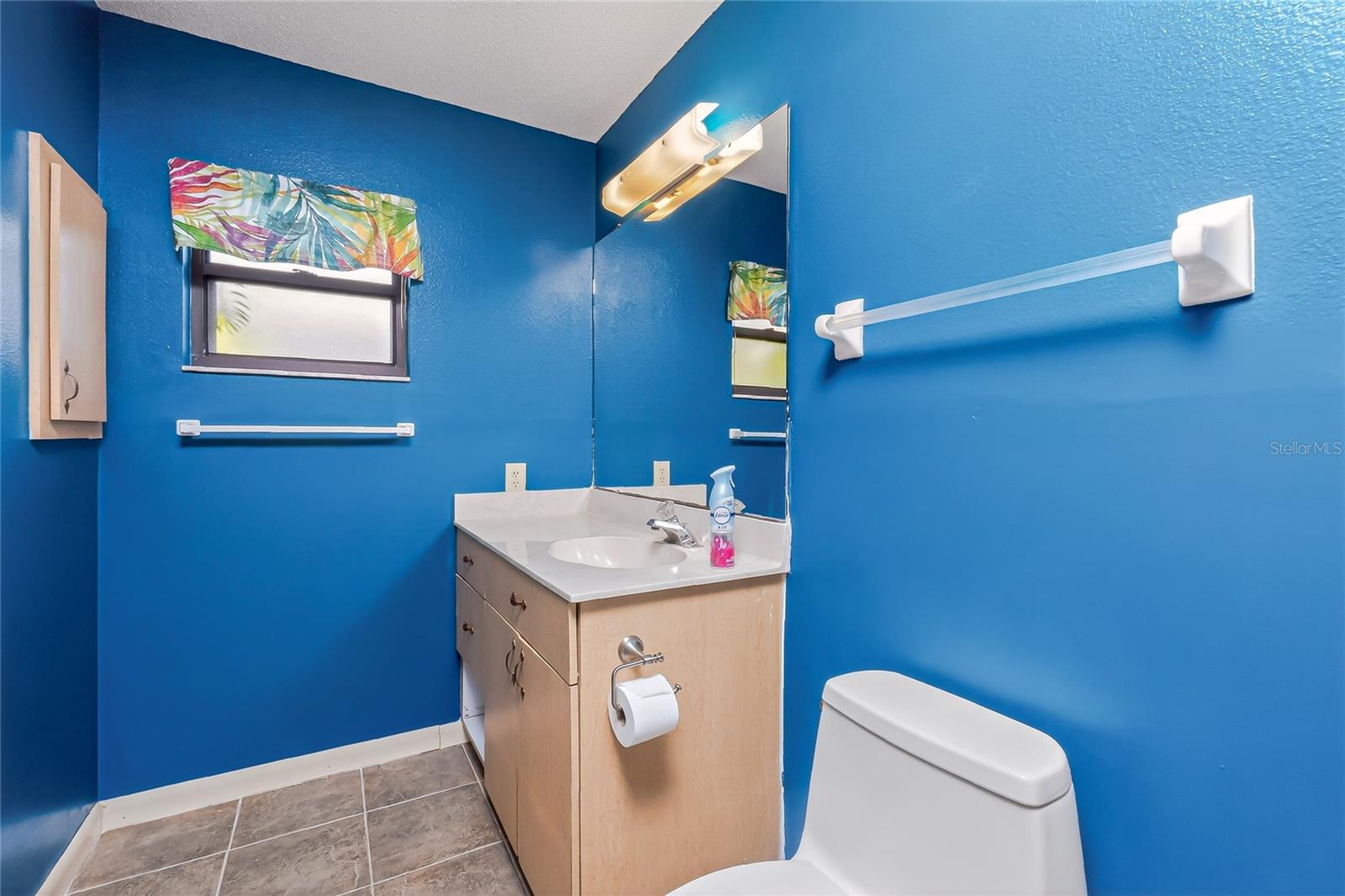 Image 26 of 43 For 9406 Prospect Avenue
