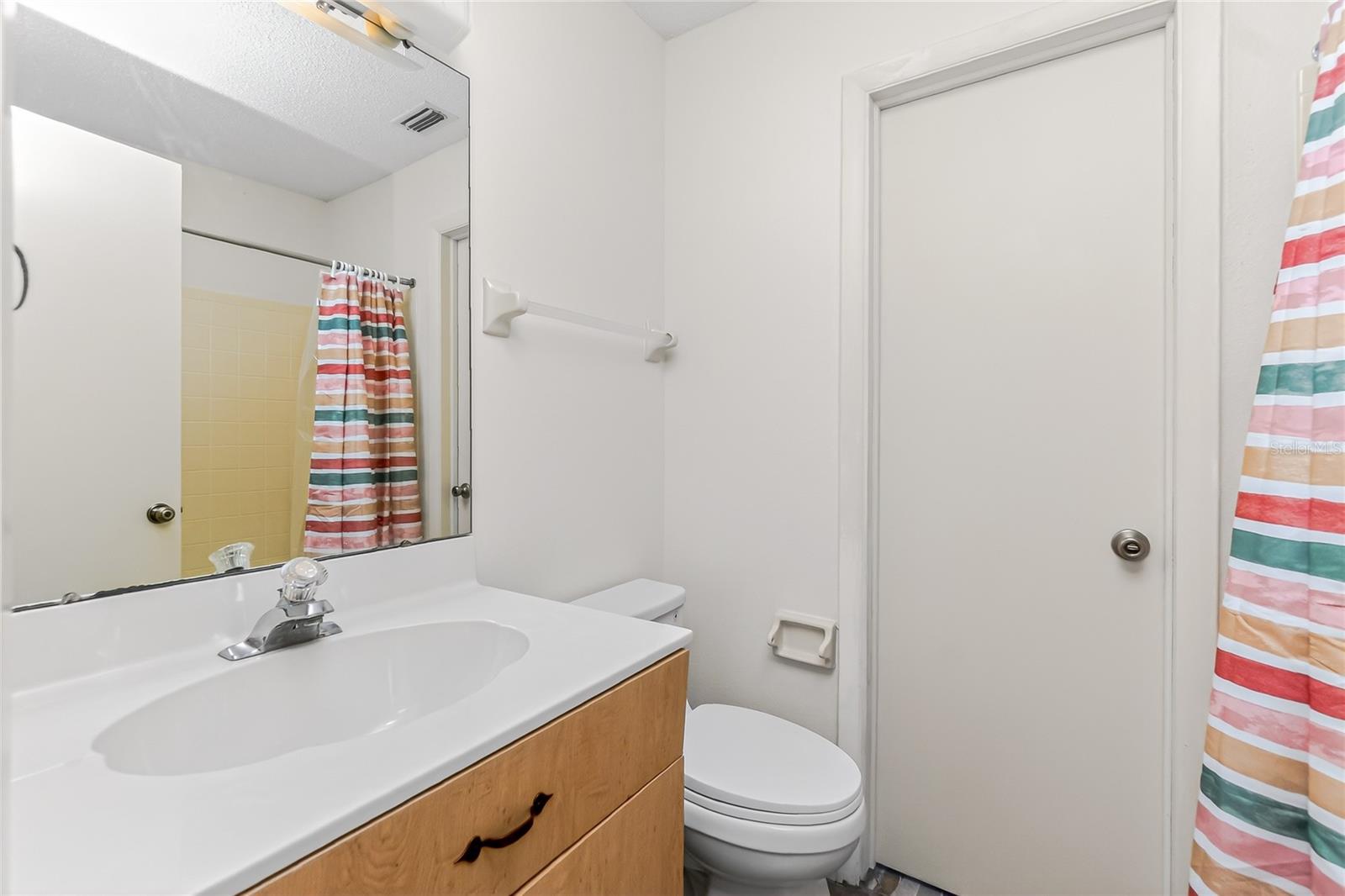Image 31 of 43 For 9406 Prospect Avenue