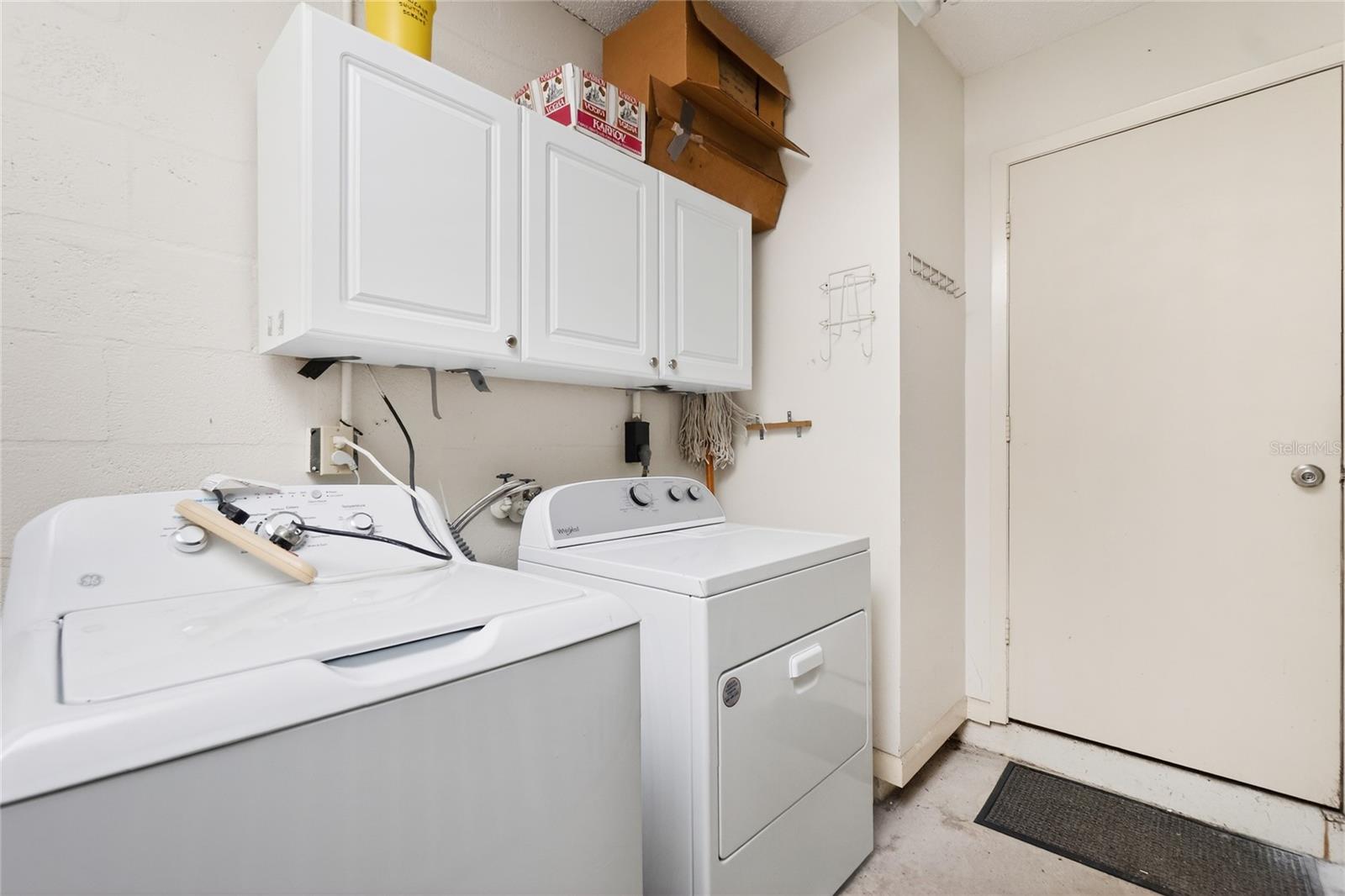 Image 33 of 43 For 9406 Prospect Avenue