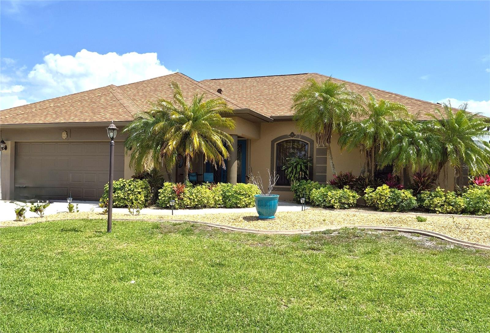 Image 3 of 87 For 19 Medalist Way