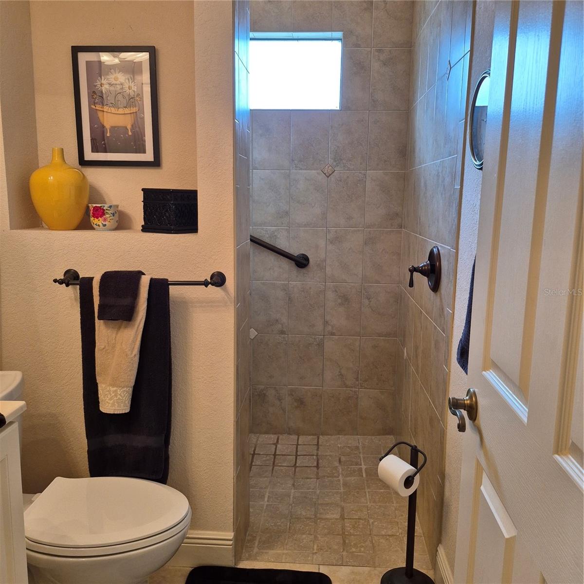 Image 59 of 87 For 19 Medalist Way