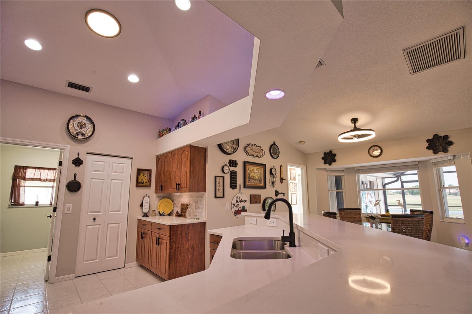 Image 25 of 99 For 22 Medalist Court