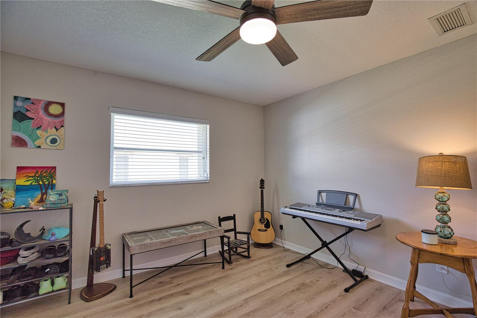 Image 41 of 99 For 22 Medalist Court