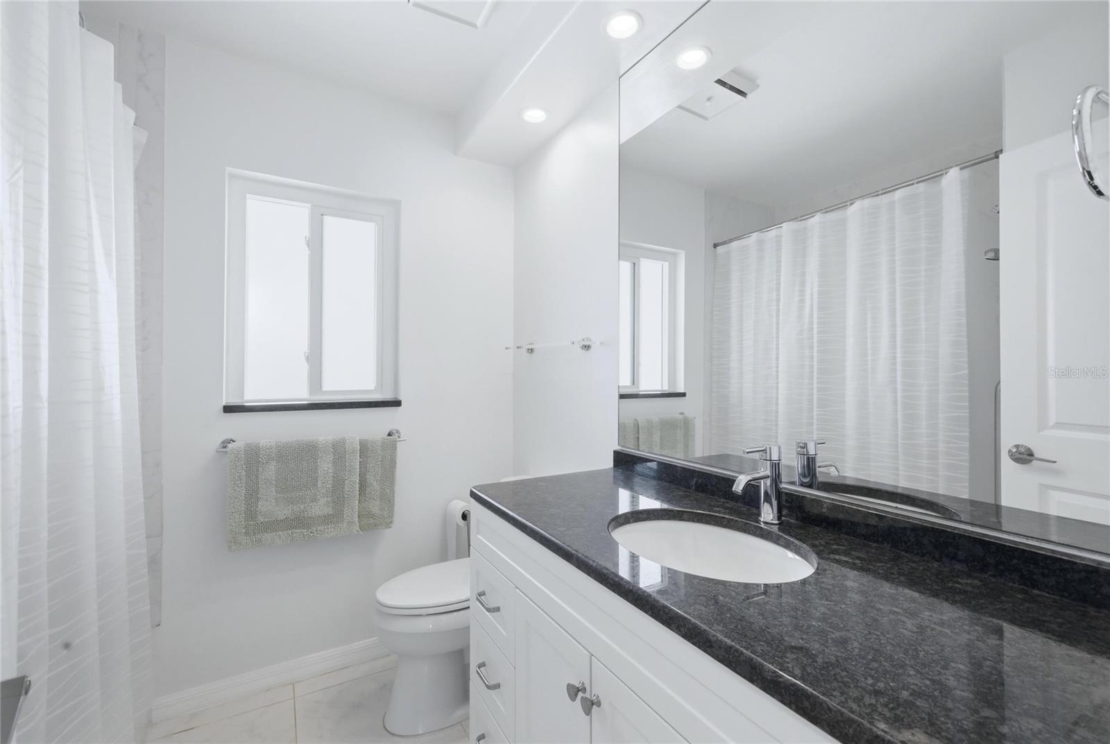 Image 24 of 45 For 1959 Mississippi Avenue