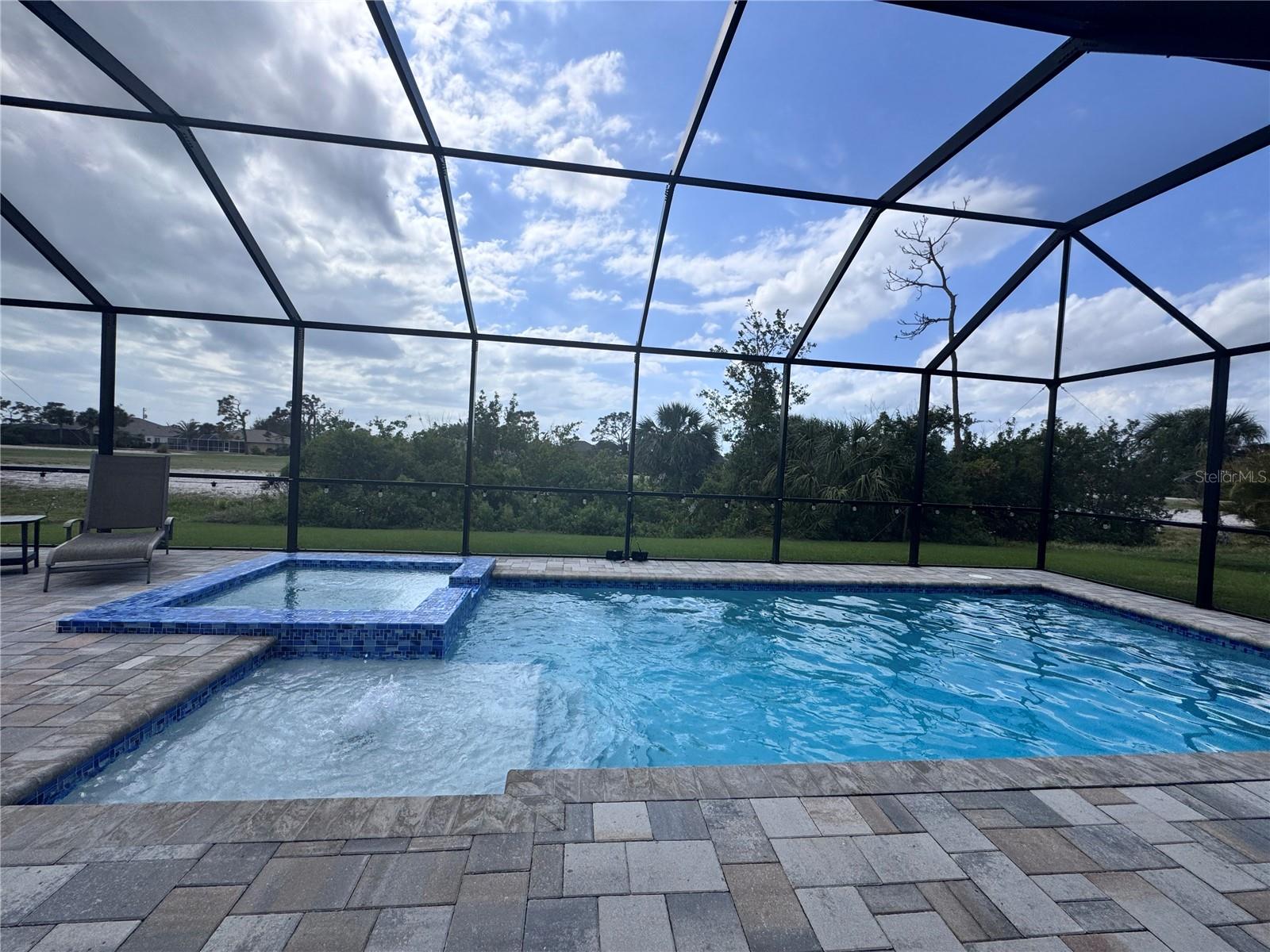 Image 2 of 13 For 186 Fairway Road