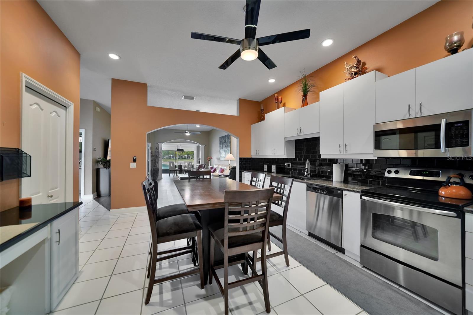 Image 11 of 47 For 2037 Lynx Run