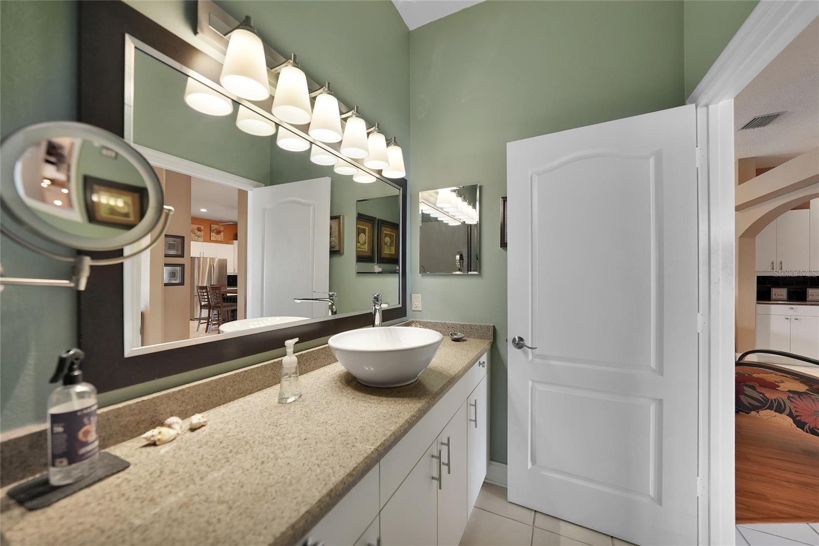 Image 22 of 47 For 2037 Lynx Run