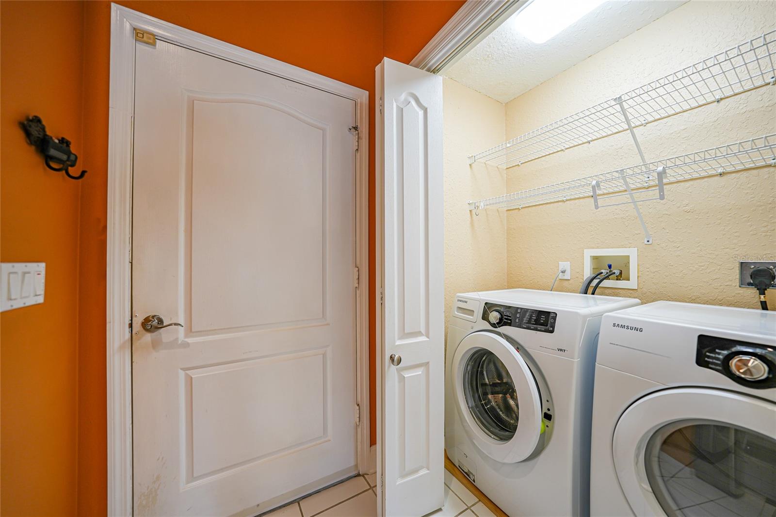 Image 28 of 47 For 2037 Lynx Run