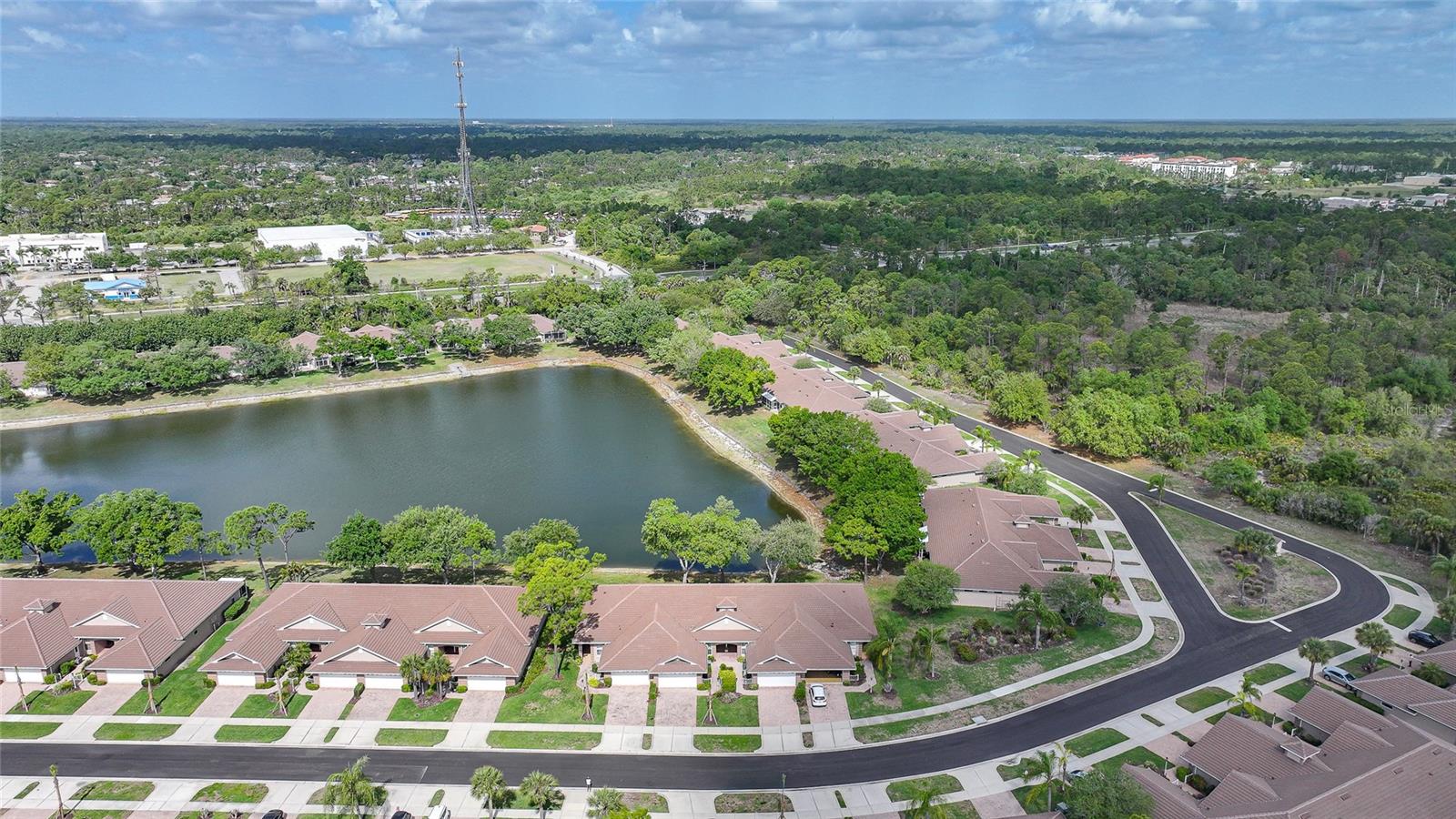 Image 33 of 47 For 2037 Lynx Run