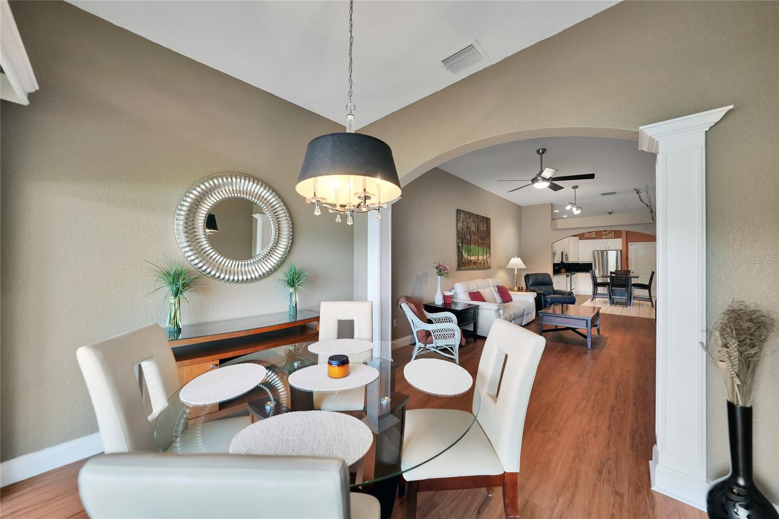 Image 4 of 47 For 2037 Lynx Run