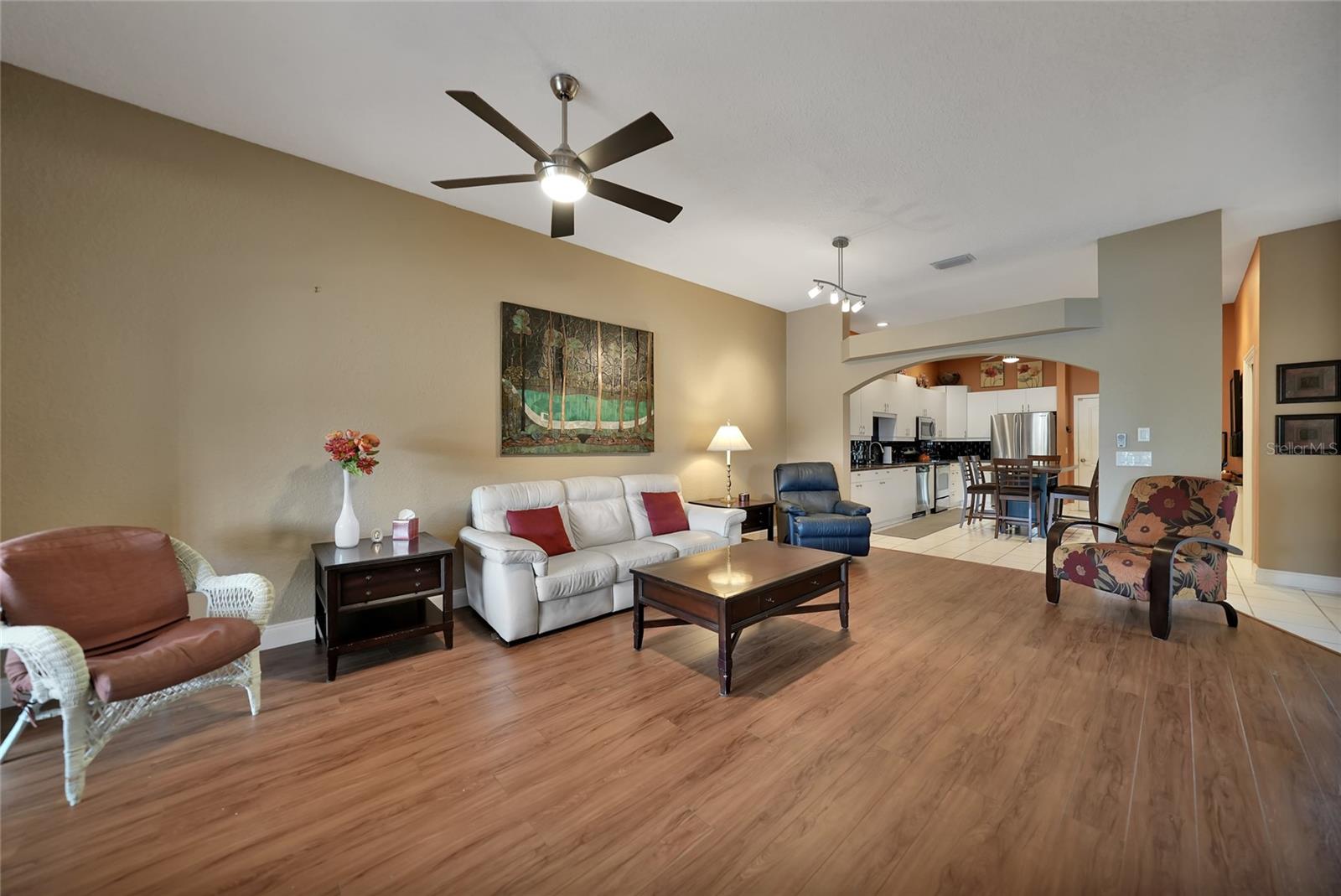 Image 6 of 47 For 2037 Lynx Run