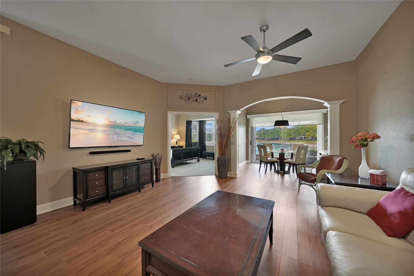 Image 7 of 47 For 2037 Lynx Run