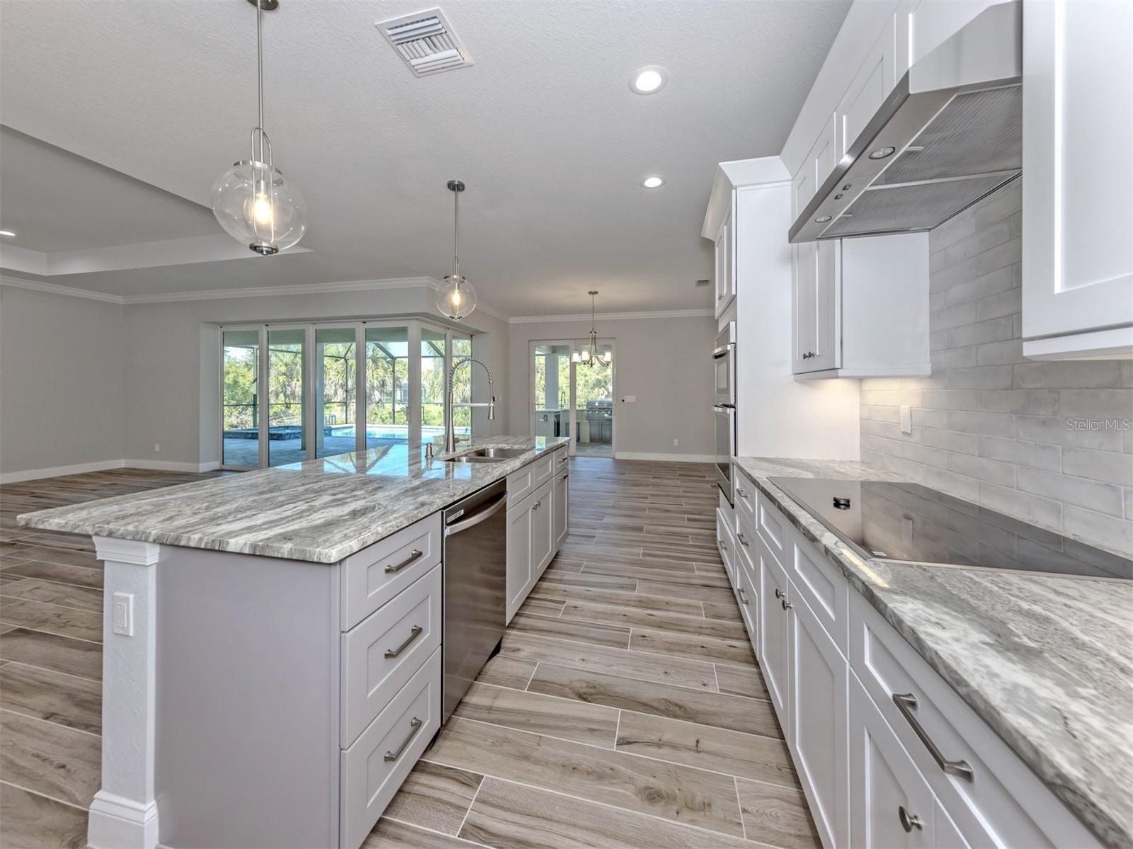 Image 10 of 40 For 3423 Knox Terrace