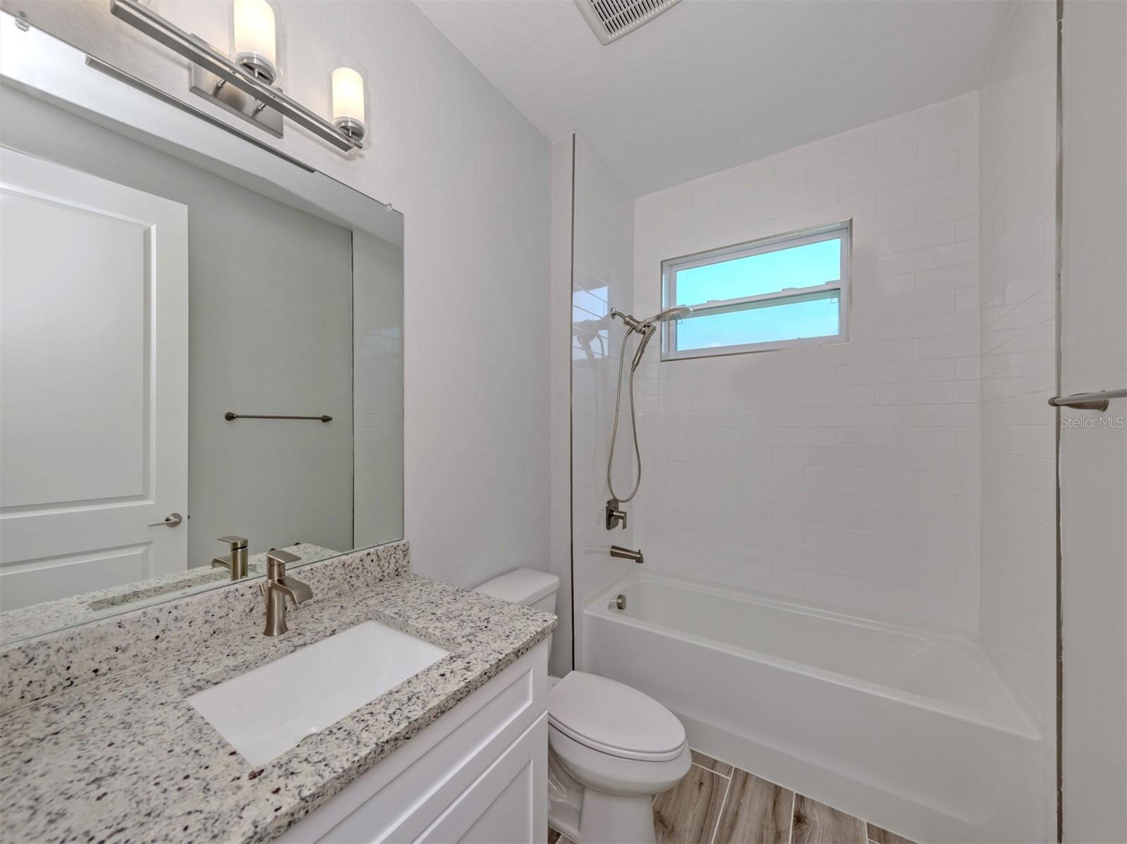 Image 18 of 40 For 3423 Knox Terrace