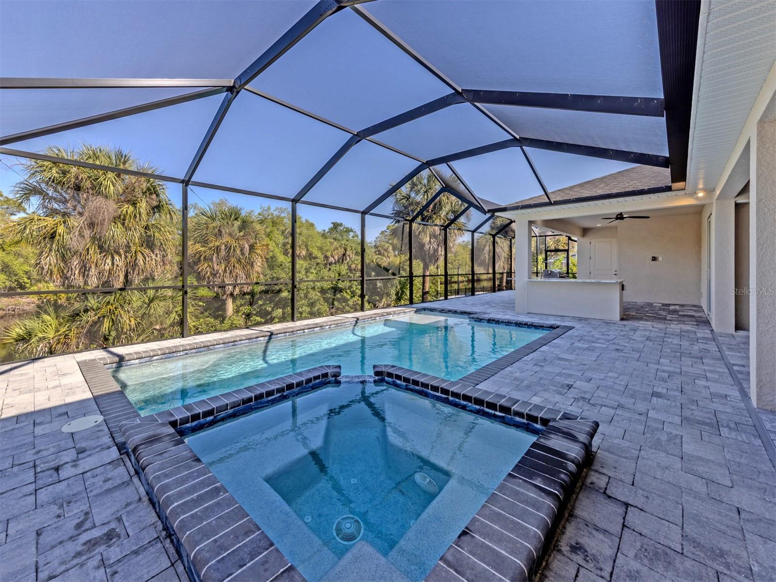 Image 23 of 40 For 3423 Knox Terrace