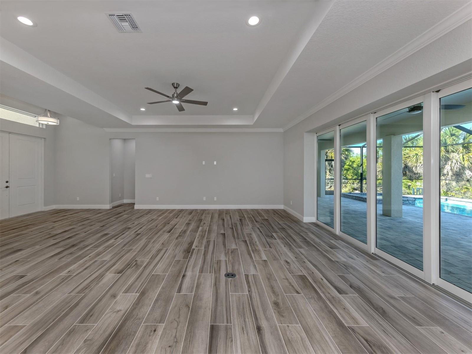 Image 31 of 40 For 3423 Knox Terrace