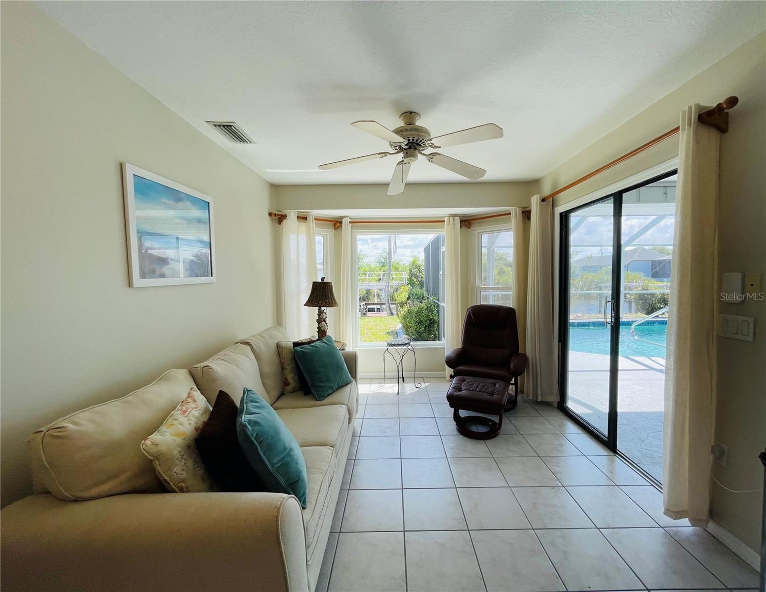 Image 7 of 19 For 9532 Galaxie Circle