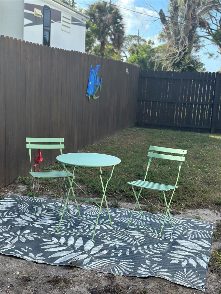 Image 25 of 30 For 50 Euclid Avenue