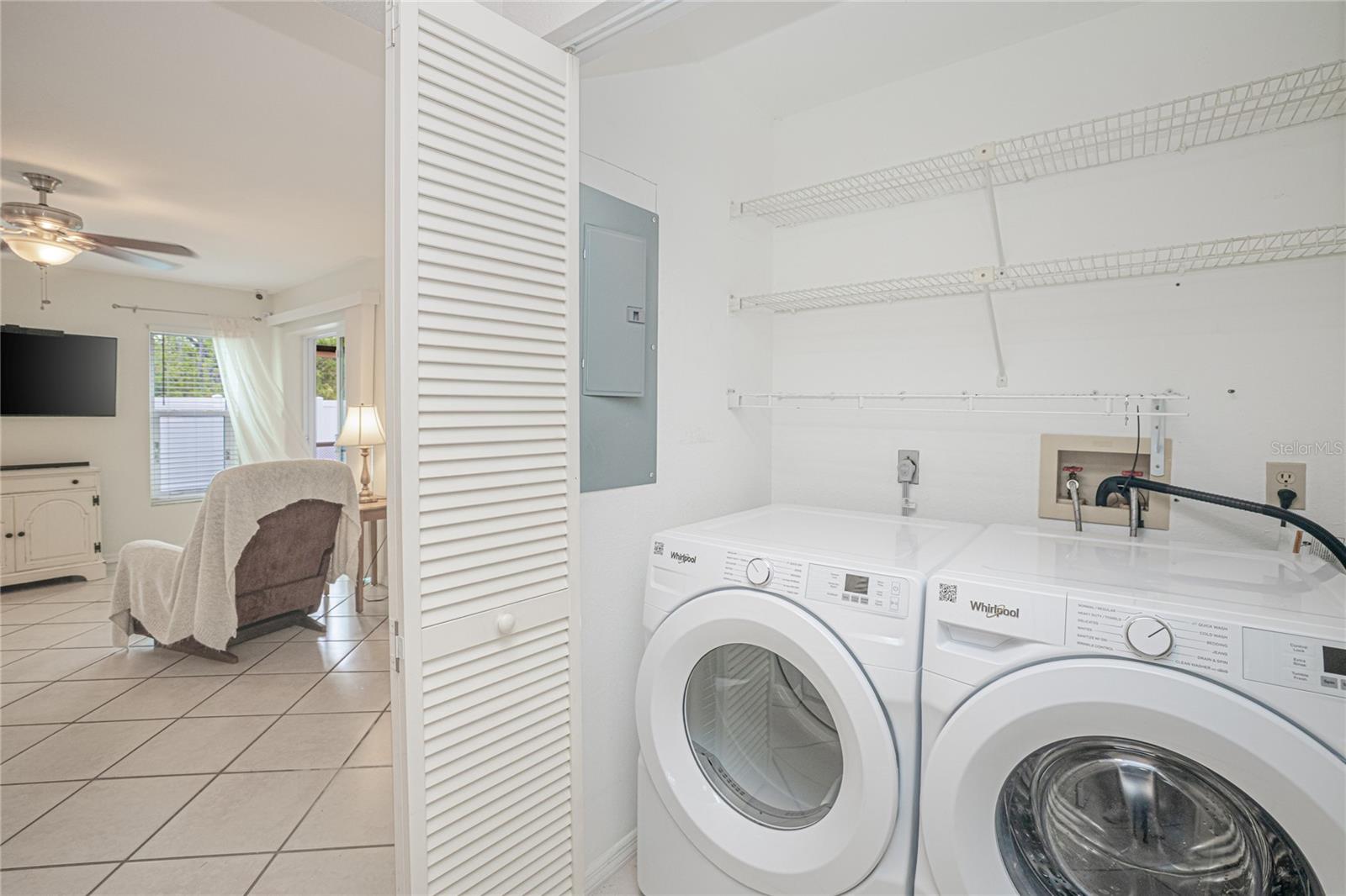 Image 12 of 33 For 24540 Harborview Road D3