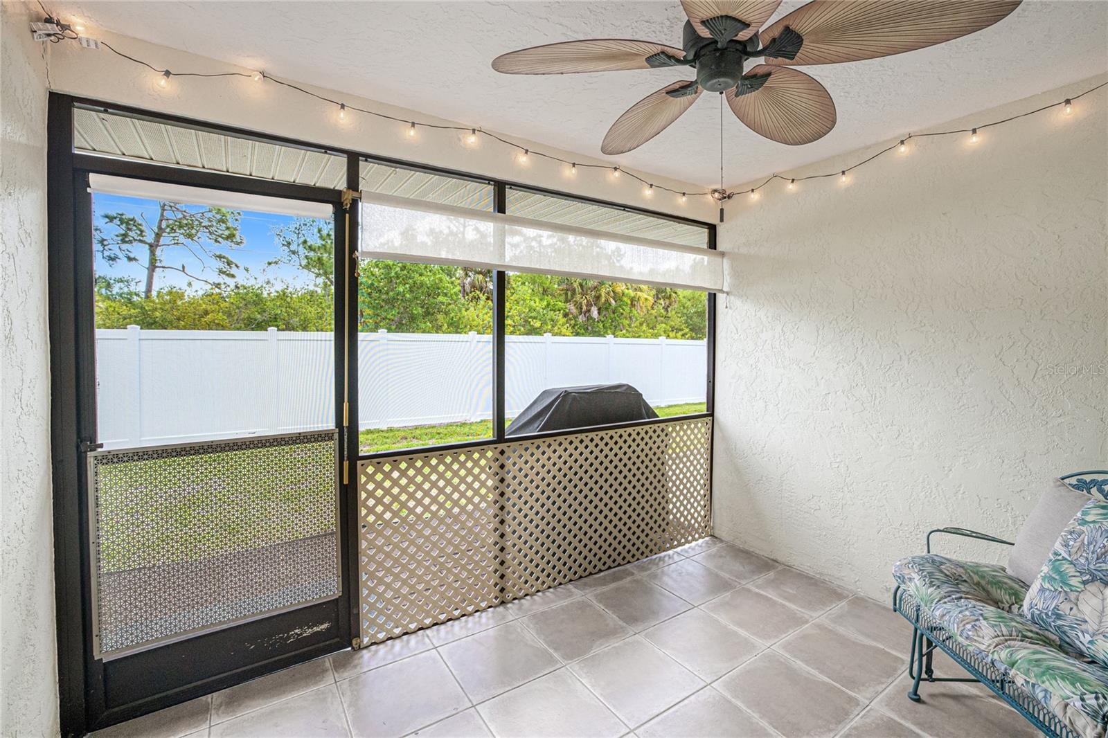 Image 26 of 33 For 24540 Harborview Road D3