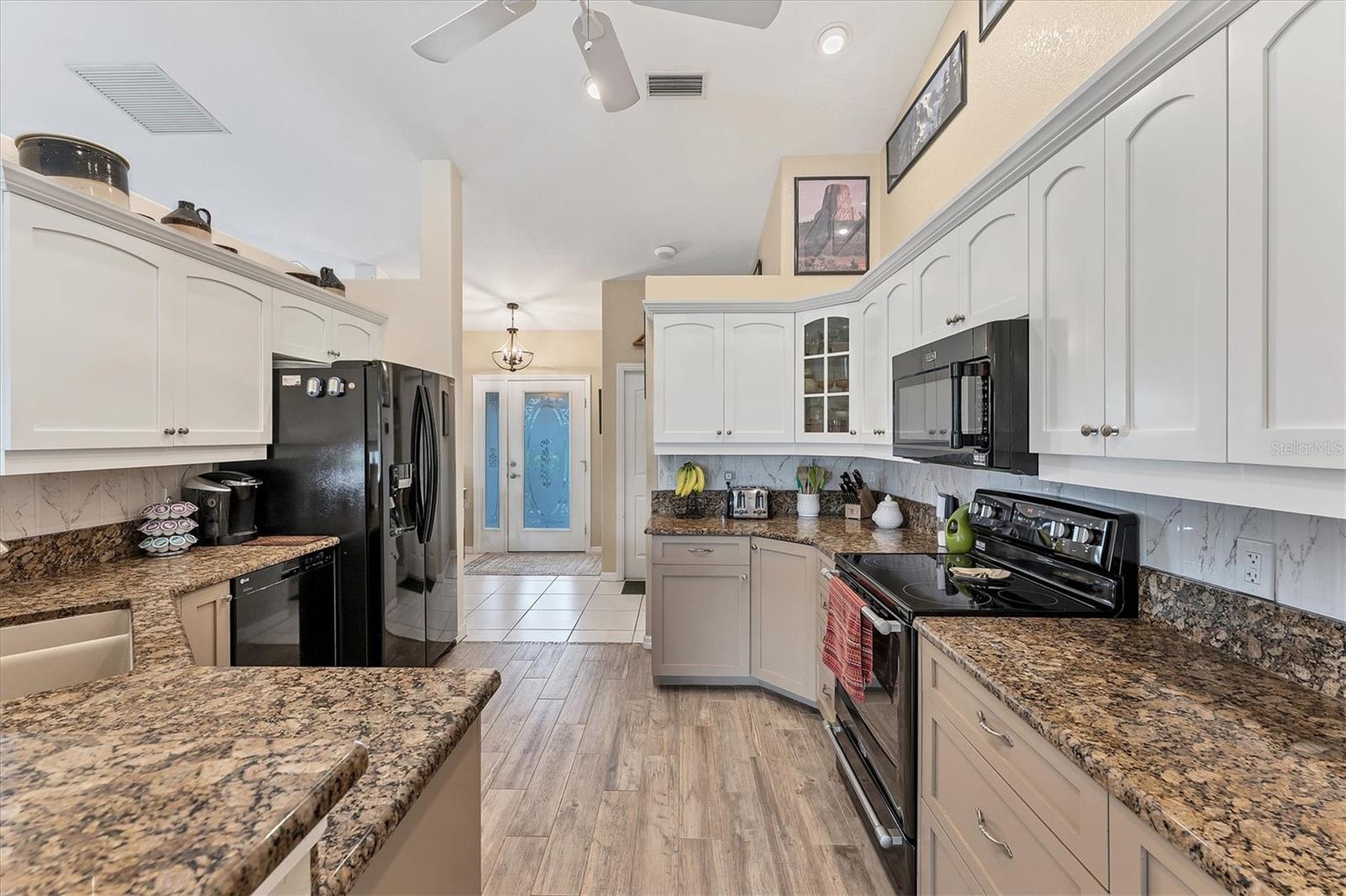 Image 15 of 42 For 2555 Dixon Terrace