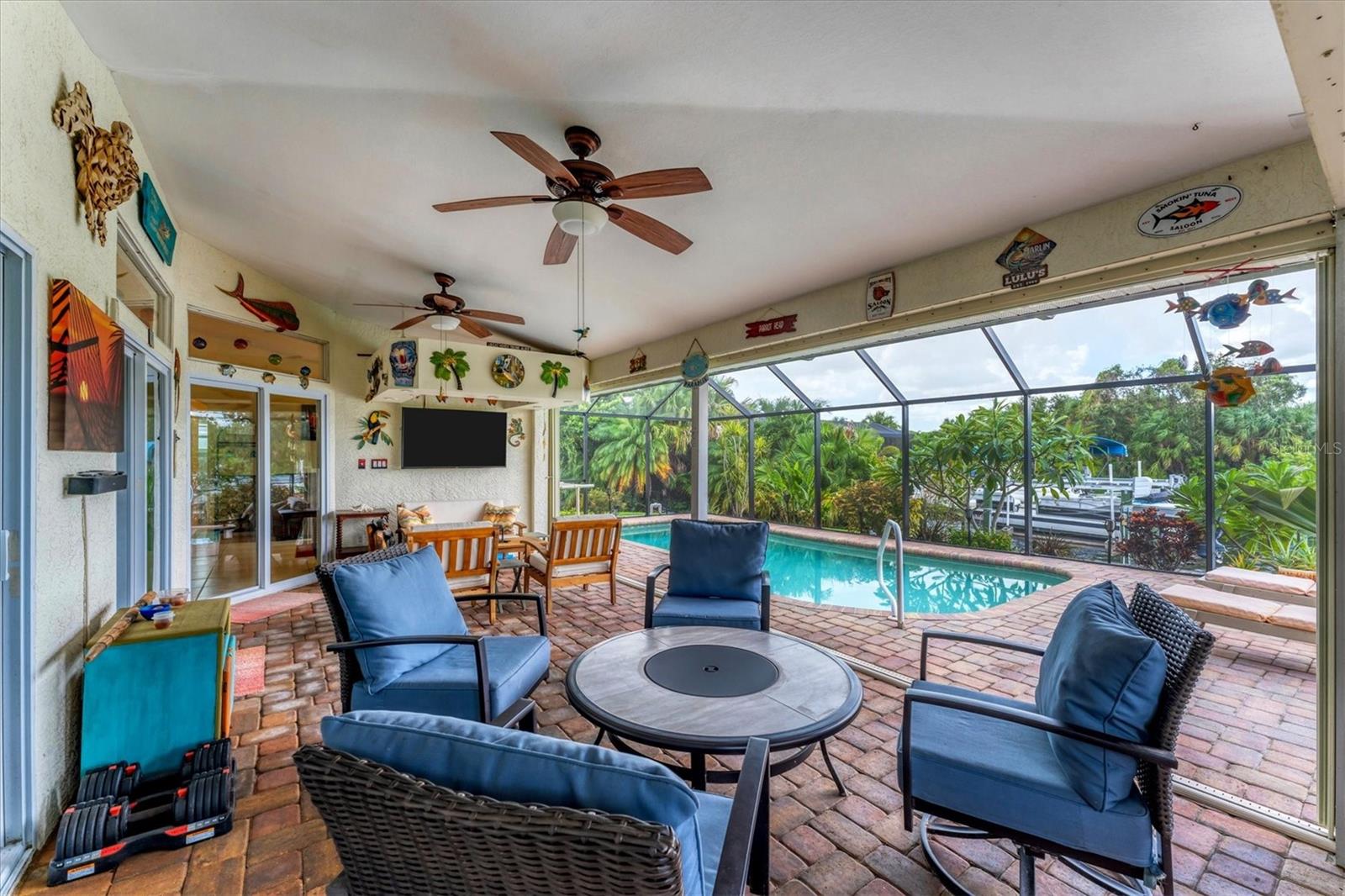 Image 33 of 42 For 2555 Dixon Terrace