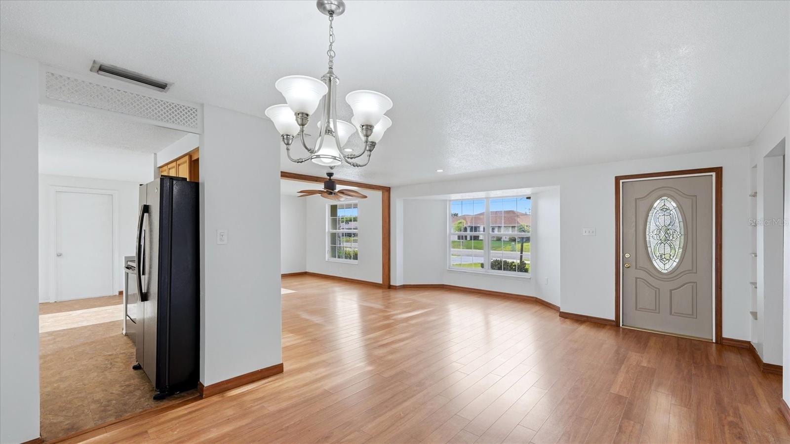 Image 3 of 29 For 3328 Beacon Drive