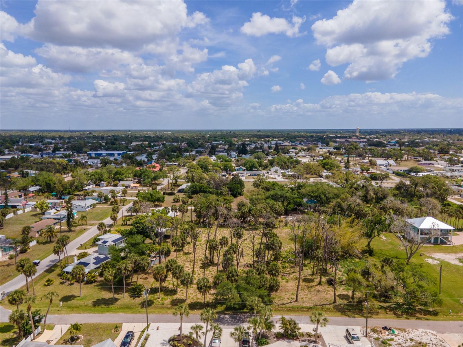 Image 11 of 13 For Cowles Street