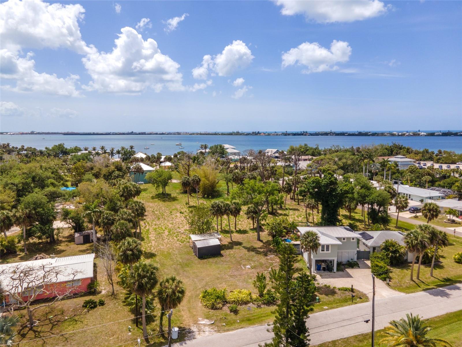 Image 13 of 13 For Cowles Street