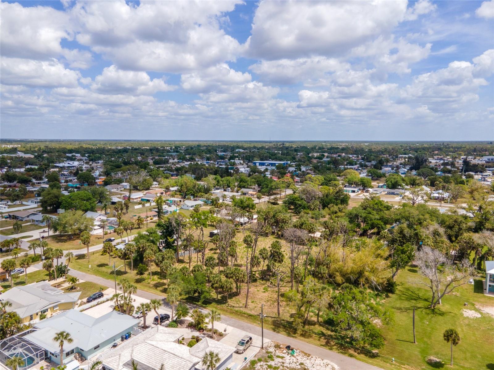 Image 2 of 13 For Cowles Street