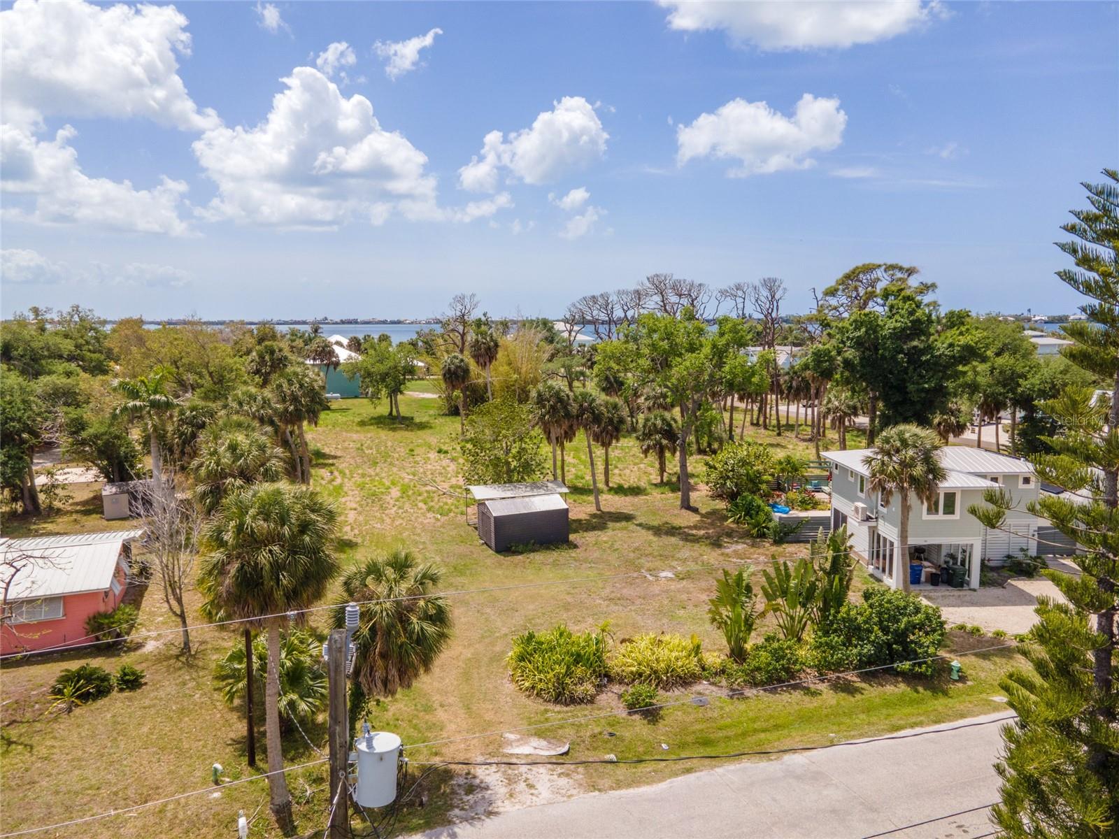 Image 8 of 13 For Cowles Street