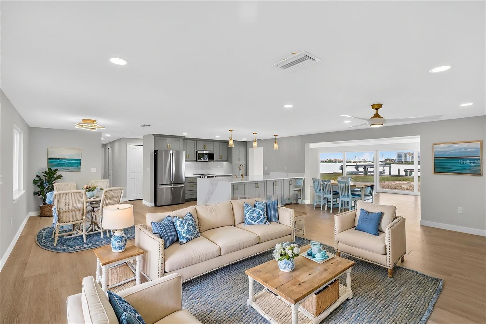 Image 23 of 70 For 1424 Lemon Bay Drive