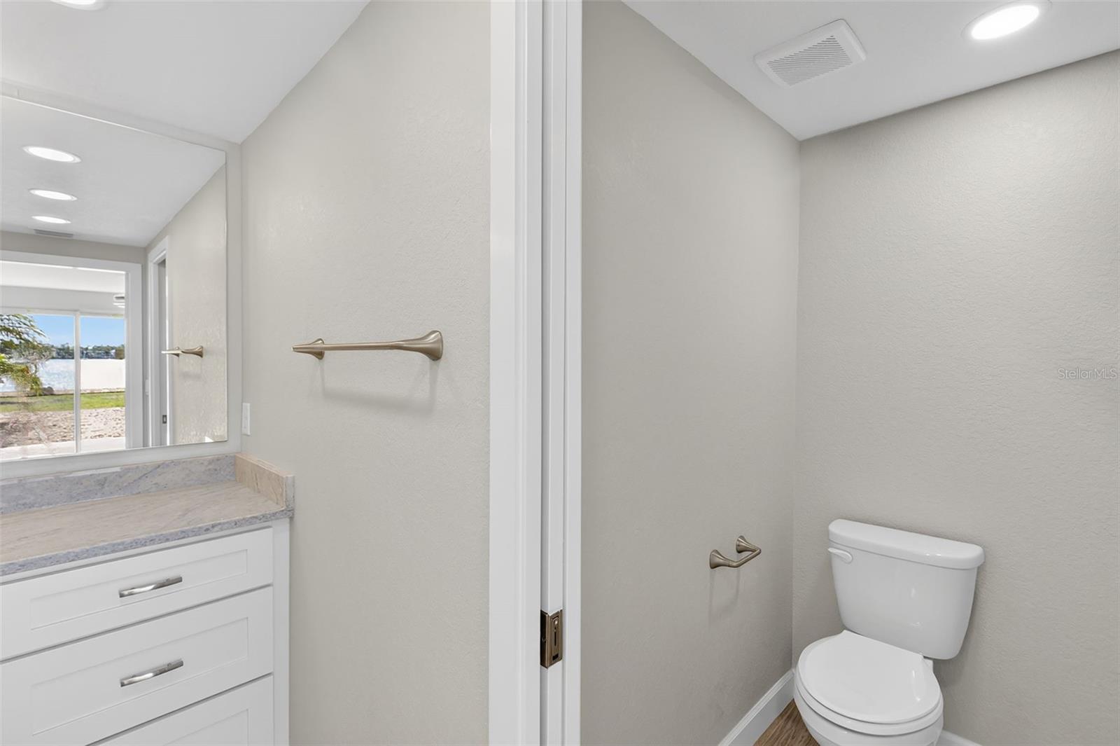 Image 40 of 70 For 1424 Lemon Bay Drive