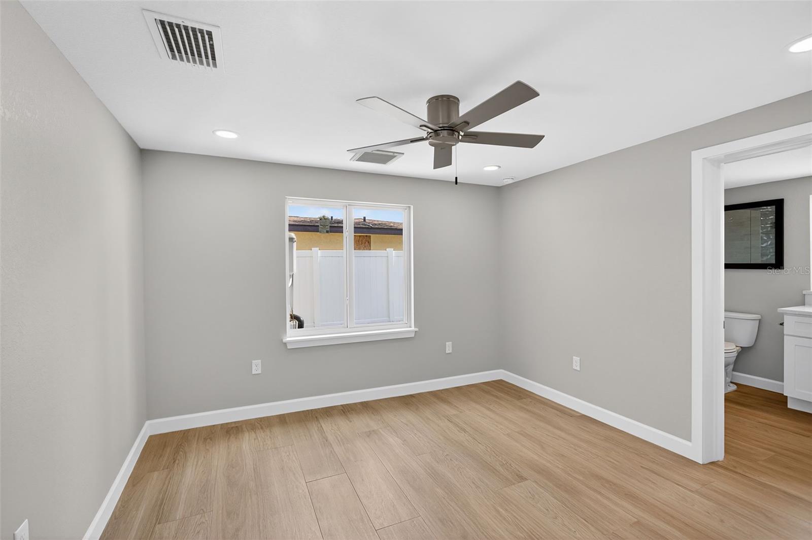 Image 49 of 70 For 1424 Lemon Bay Drive