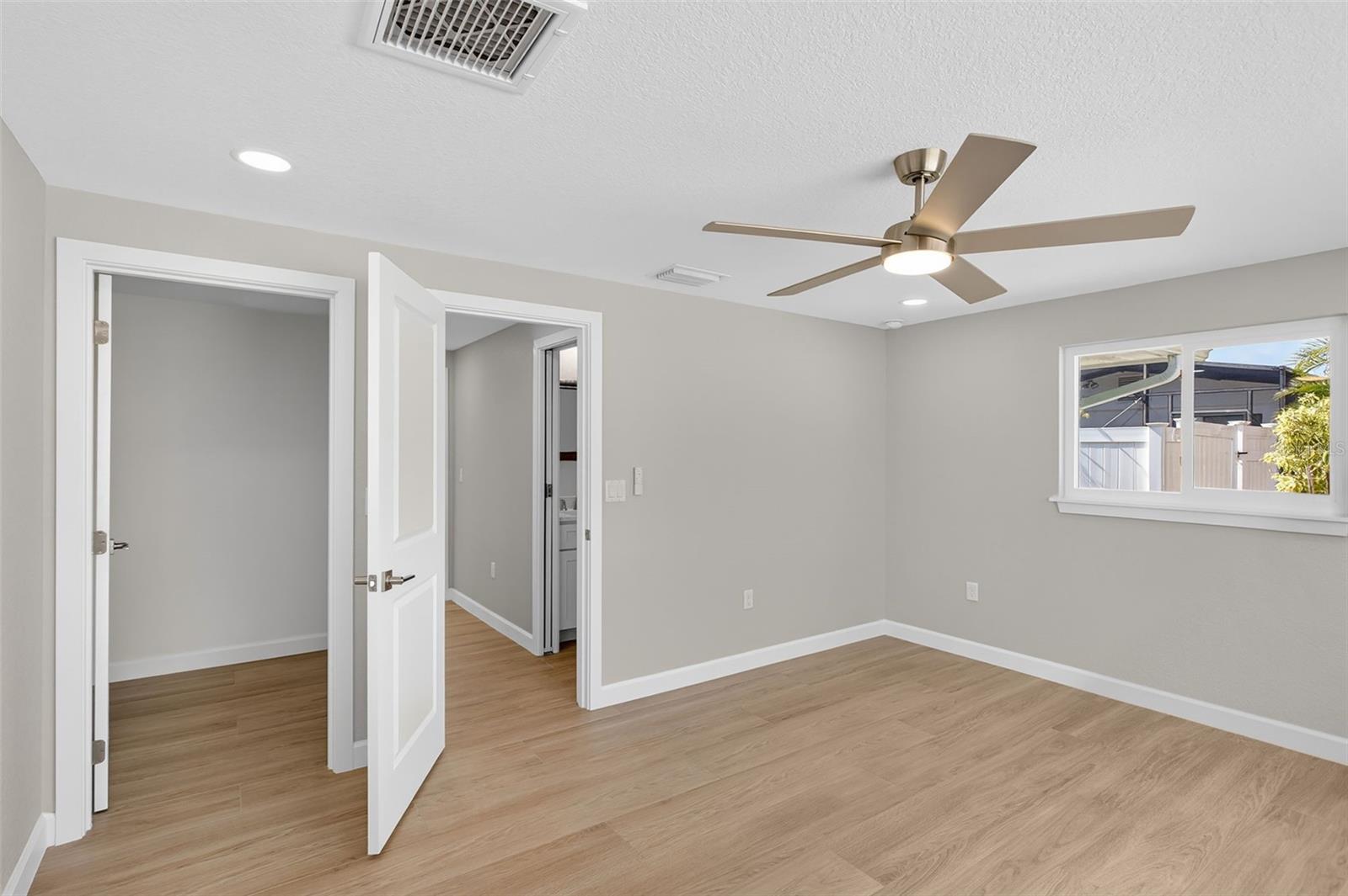 Image 60 of 70 For 1424 Lemon Bay Drive