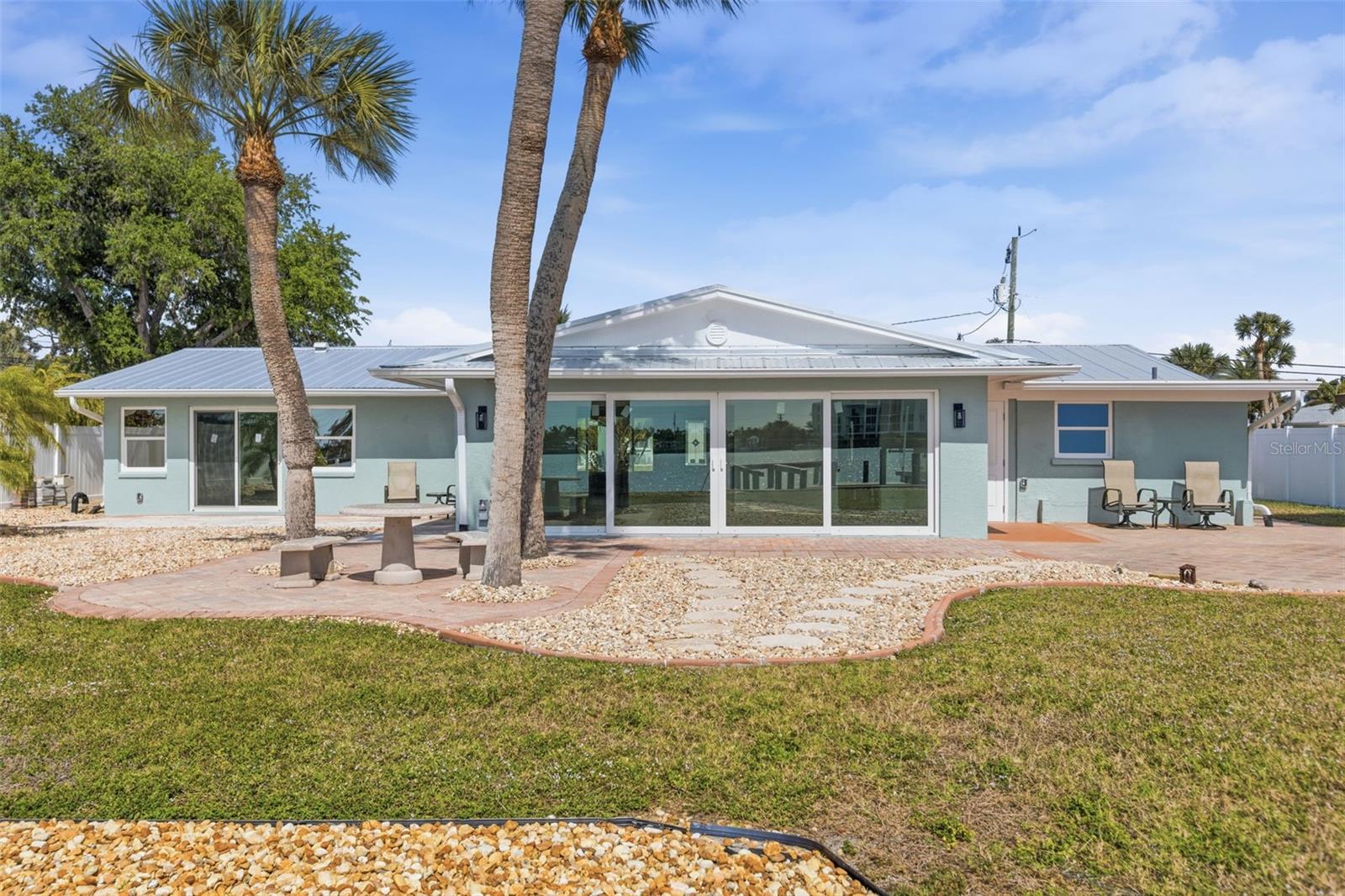 Image 61 of 70 For 1424 Lemon Bay Drive