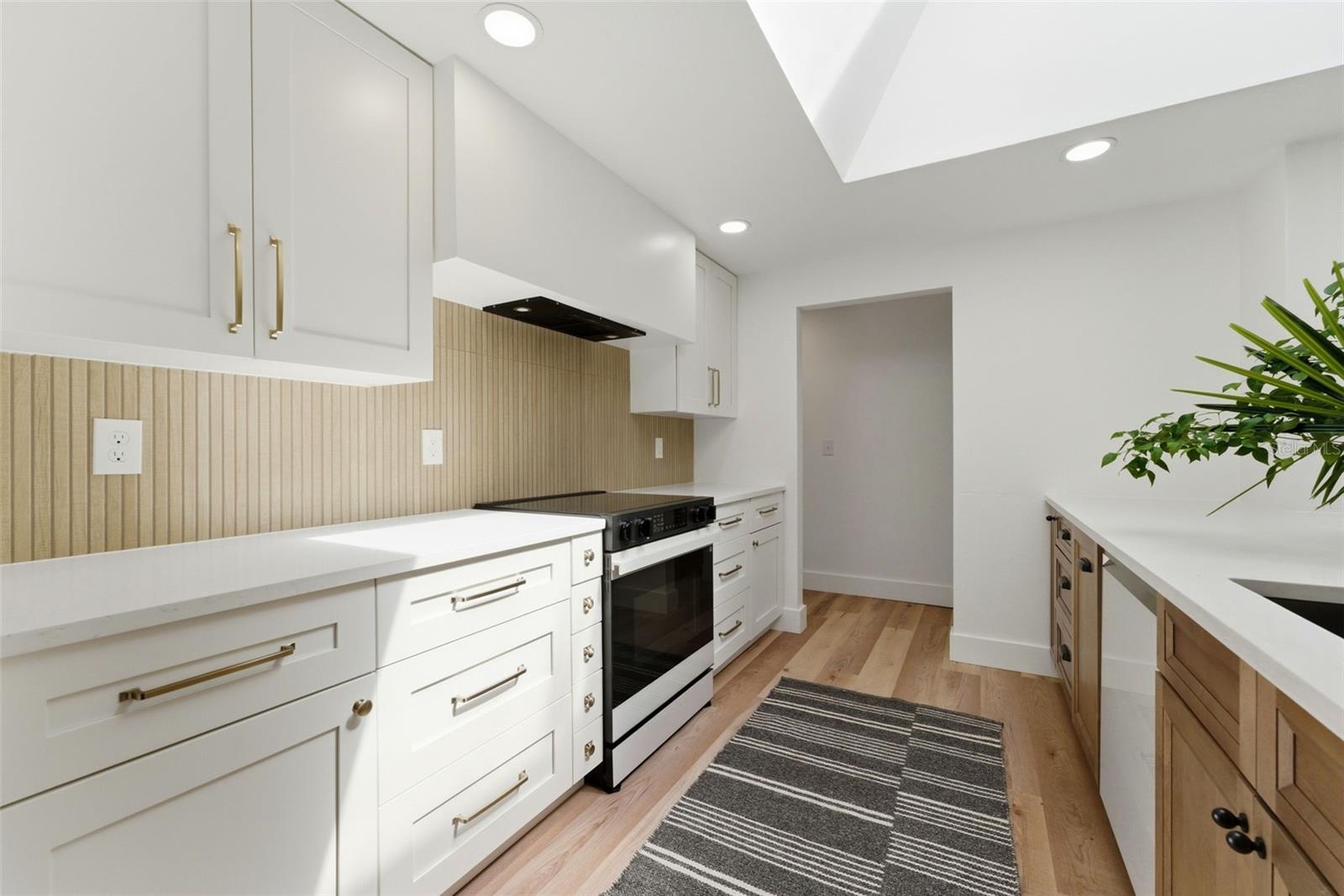 Image 12 of 53 For 1155 Forest Drive