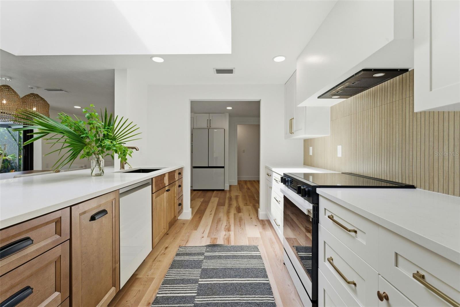 Image 14 of 53 For 1155 Forest Drive