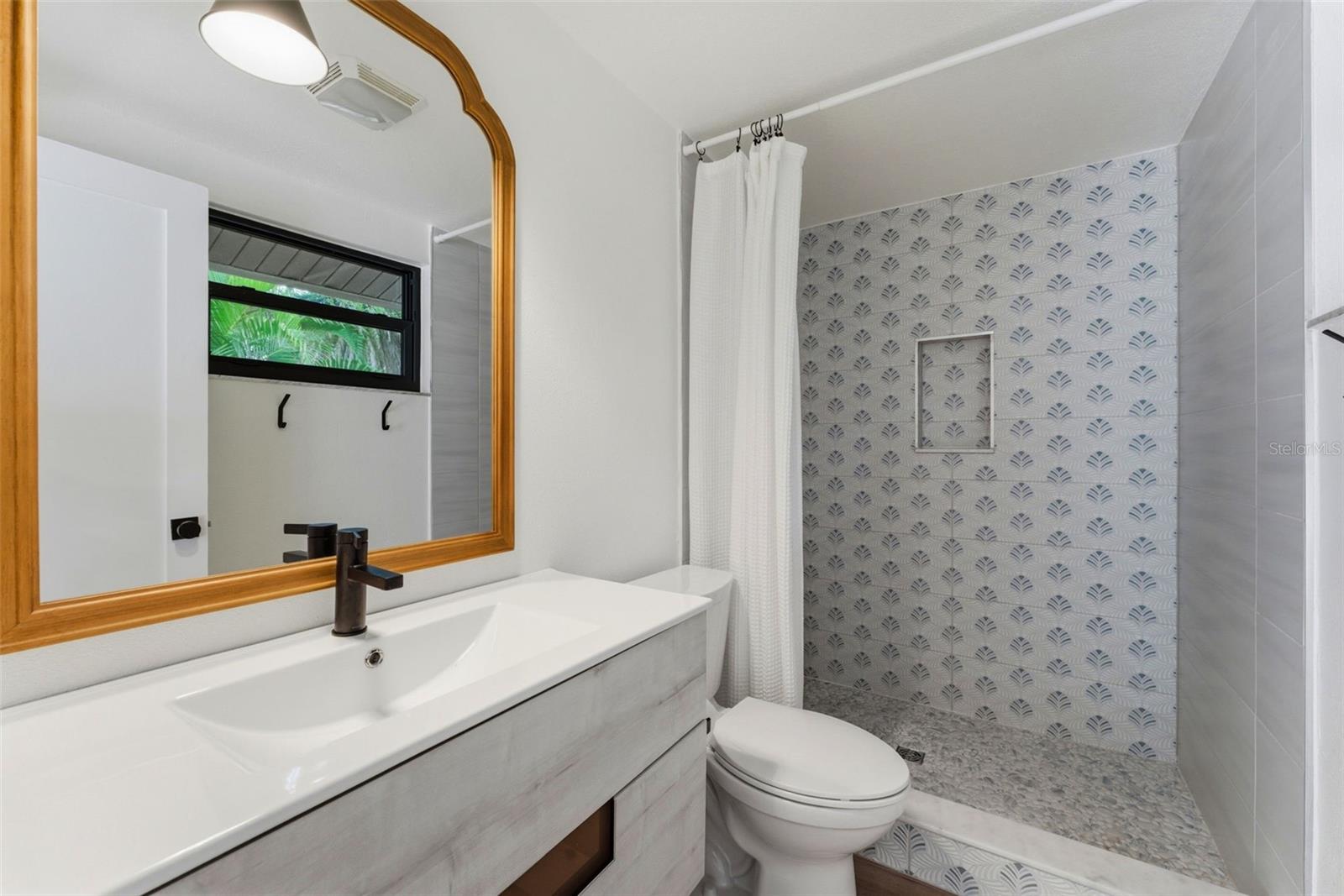 Image 22 of 53 For 1155 Forest Drive