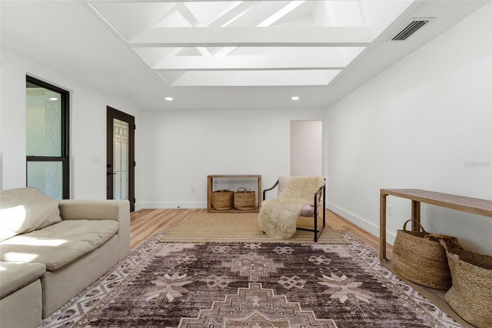 Image 8 of 53 For 1155 Forest Drive