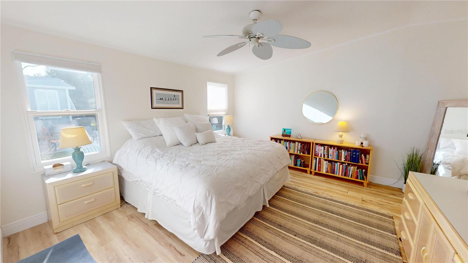 Image 15 of 37 For 817 Seabrook Drive