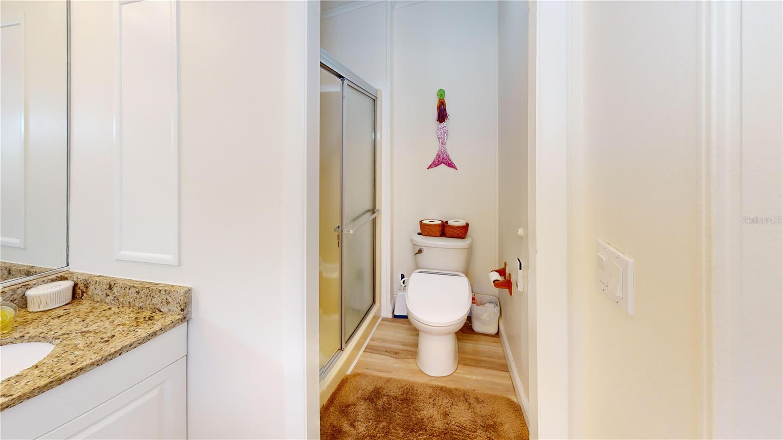 Image 20 of 37 For 817 Seabrook Drive